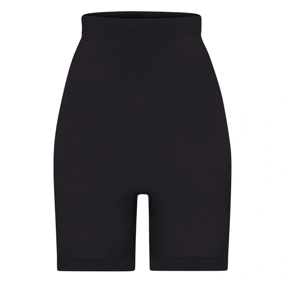 SKIMS HIGH-WAISTED ABOVE THE KNEE SHORT - Picture 5 of 5